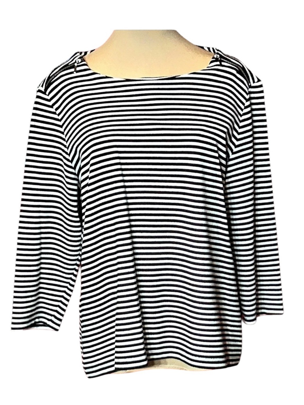 chico's Striped Long Sleeve Top in Black & White Size 2 Like New